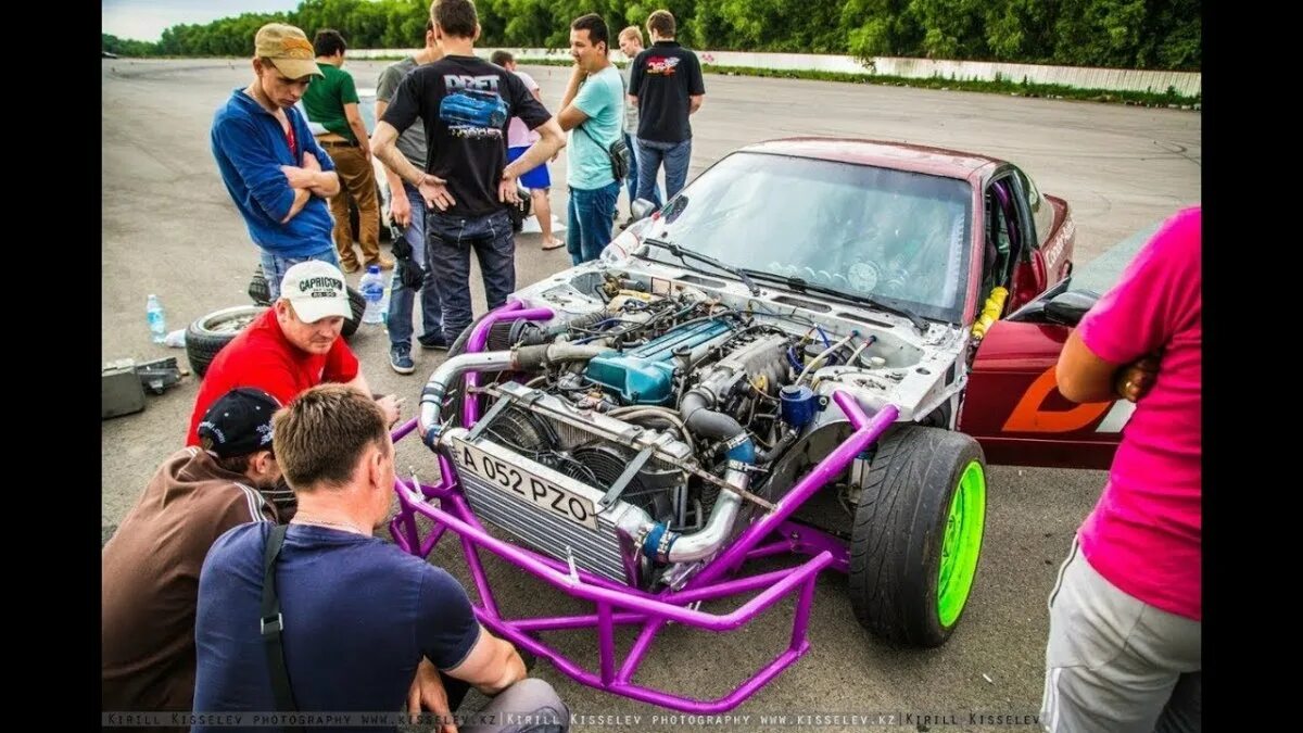 Rc drift ваз 2107. Корч машина дрифт. Rc drift mazda rx 7. Nissan silvia s15 корч. Дрифт машины.