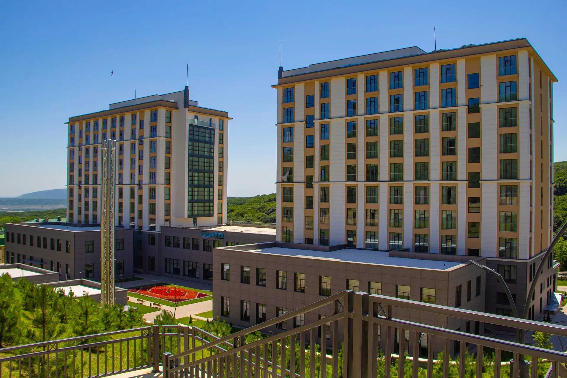 санаторий железноводск 2024. санаторий источник железноводск бассейн. санаторий плаза железноводск. детский санаторий в железноводске 2023. санаторий минеральные воды эльбрус.