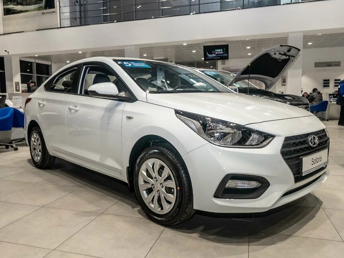 Solaris седан ii. Hyundai solaris ii 1.6 mt 123 л.с. белый. hyundai solaris 2025. хендай солярис 2025 1.6. хёндай солярис 2025 новый.