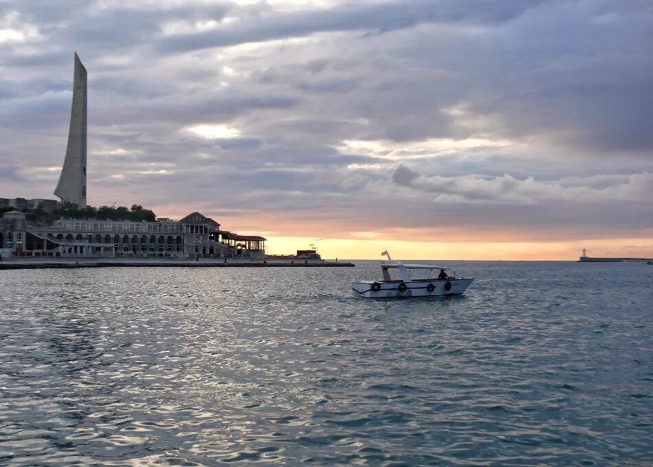 ахтиарская бухта фото. вид на ахтиарскую бухт. севастополь бухта ахтиар. ахтиарская бухта до севастополя. ахтиарскую бухту.