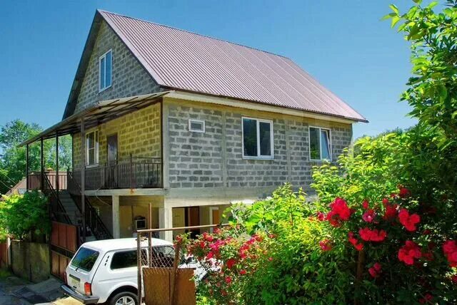 Доска объявлений сочи. Сочи загородная. Квартира 100 м2 сочи. Авито сочи недвижимость. Дом в сочи.