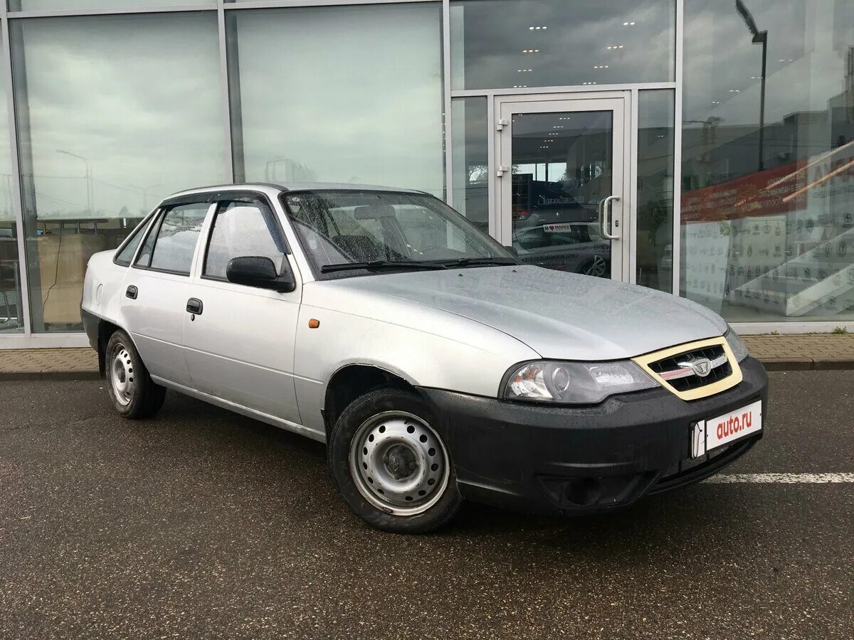 Daewoo с пробегом. Дево нексия 2 бу. Дэйву нексия 2000. Авито машина нексия. Машина дэу нексия 2010.