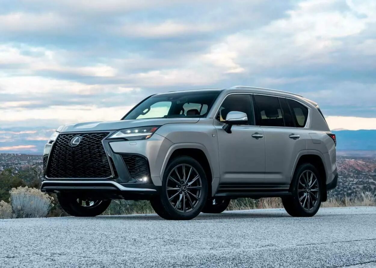 Lexus 600h. Лексус 600 2024 года. Лексус 600 седан. Лексус лс 600 2021. Lexus lx 570 2021 салон.