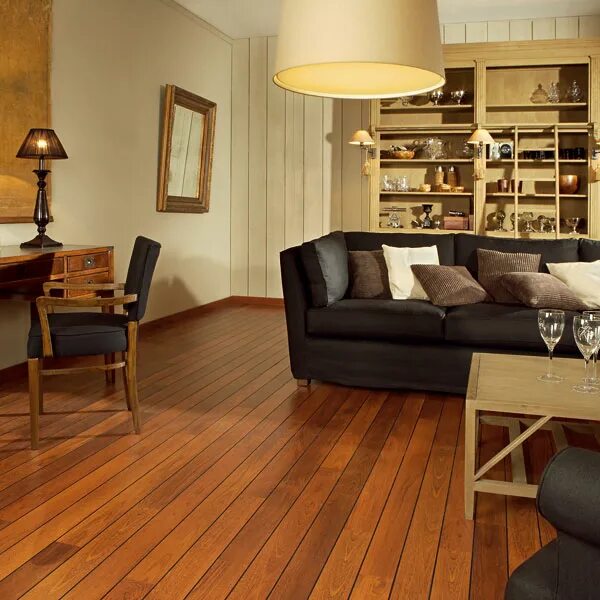 Quick step eligna wide. Рыжий ламинат в интерьере. пол мербау в современном интерьере. quick-step доска мербау u996. паркет мербау в интерьере лофт.