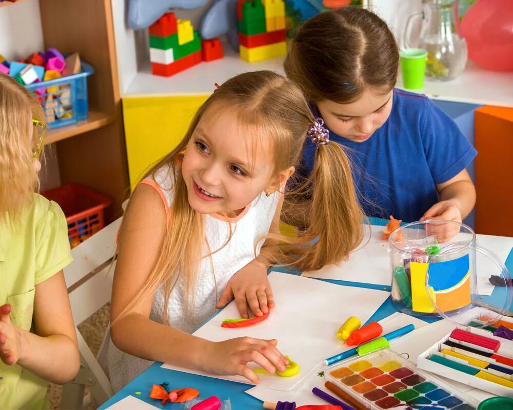 Школа пластилина для детей. Пластилин детский гамма. Материалы для лепки. Пластилин бруно висконти 30 цветов. Пластилин луч, классика 12 цв.