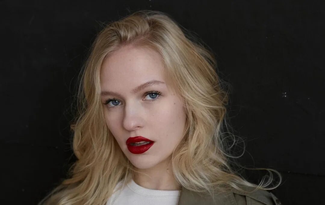 Елизавета базыкина с кем встречалась Актеры сериала "Слово пацана. Кровь на асфальте": как зовут, сколько лет актерам