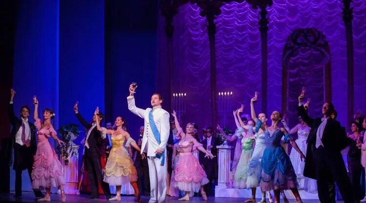 есть театр в ялте, крым. ставрополь театр спектакли. ставропольский академический театр драмы hd. год театра ставрополь. ставропольский театр.