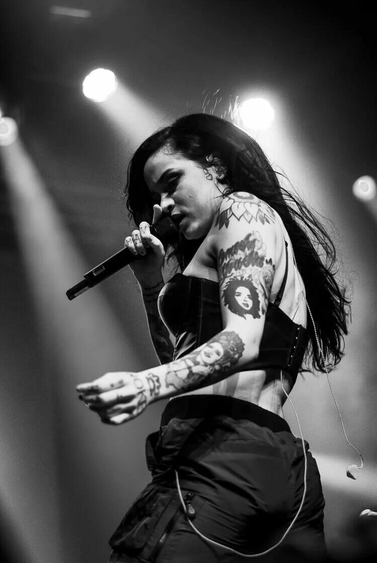 Kehlani jordan перевод. Kehlani. Кехлани.