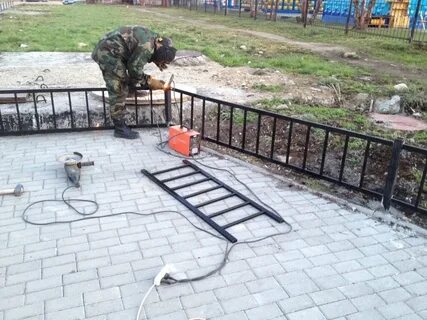 Работа установка ограждений
