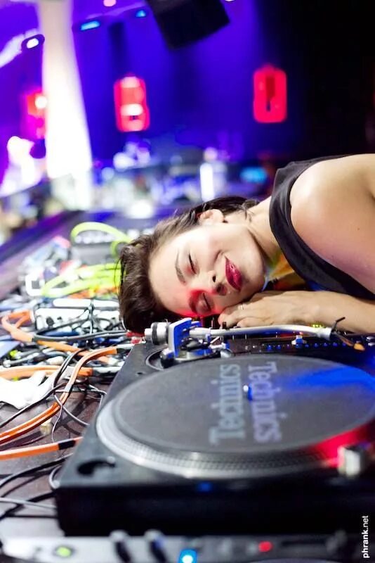 Nina Kraviz.