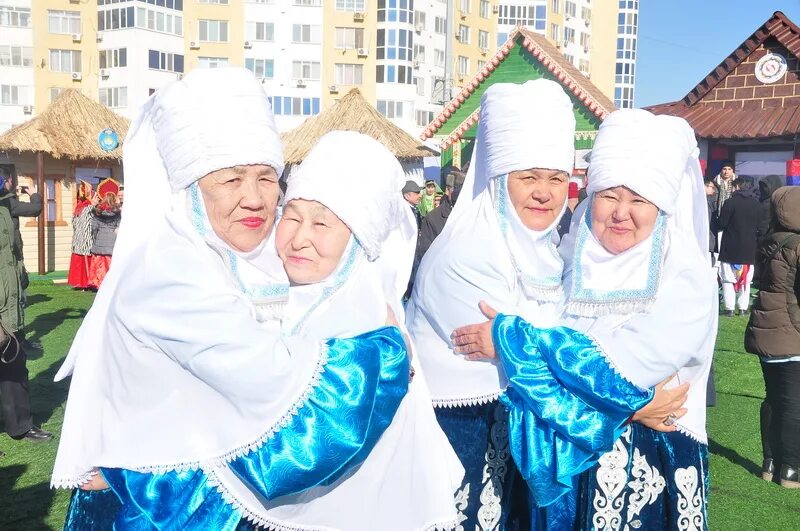 14 Наурыз. Корису айт. Приветствие в Казахстане. Көрісу күні картинки