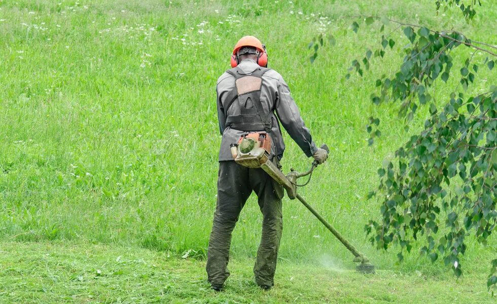 Работа косильщиком травы