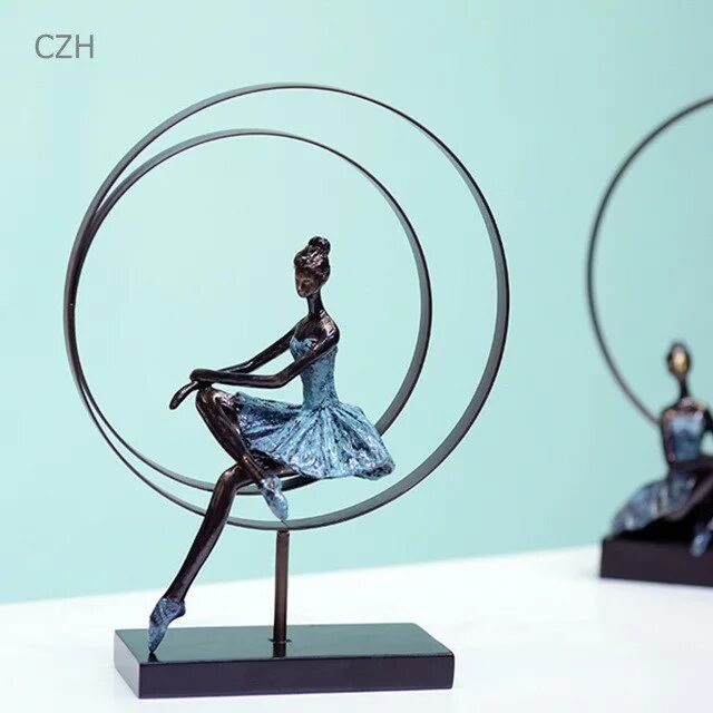 Круглая статуэтка. Сувенирка из стекла. Скульптура равновесие. Статуэтка seashell. Статуэтки туризм.