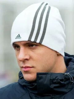 Зимний спортивных шапку