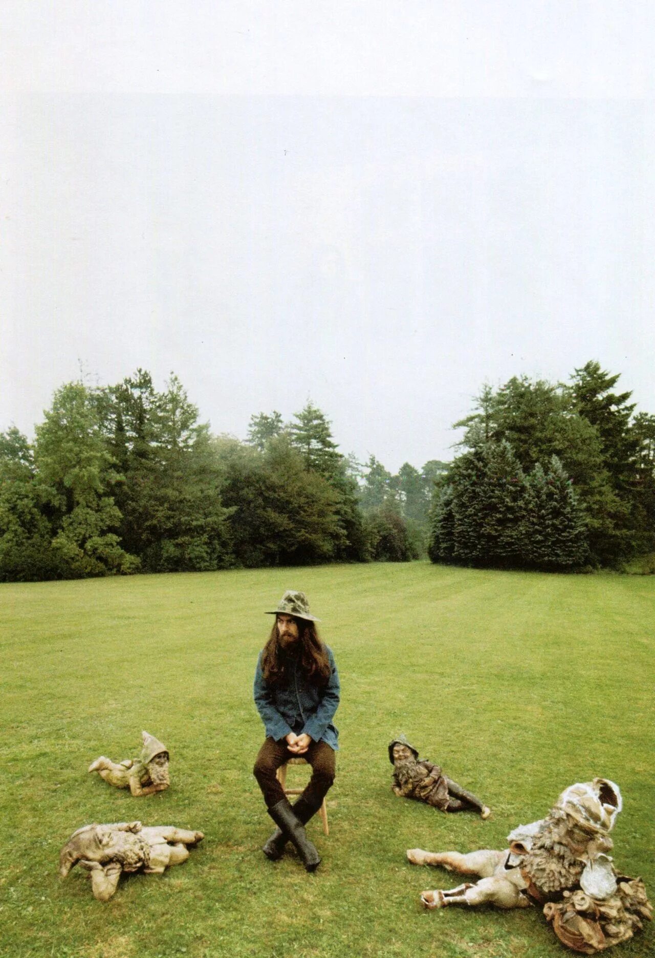 Things must. All things must Pass Джордж Харрисон. George Harrison all things must Pass альбом. George Harrison all things must Pass обложка. George Harrison all things must Pass 1970.