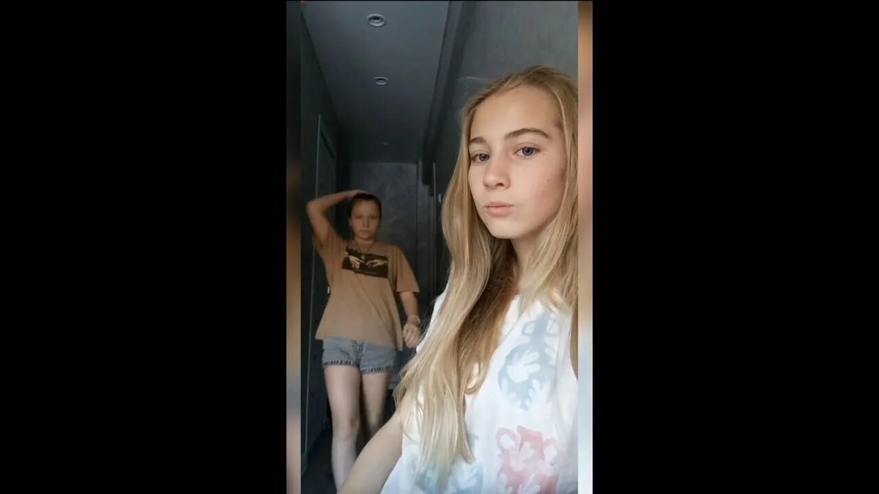 Russian periscope live. Анастасия Лена. Лена у Перископ. Девочка в перископе омегле. Sweety girl.