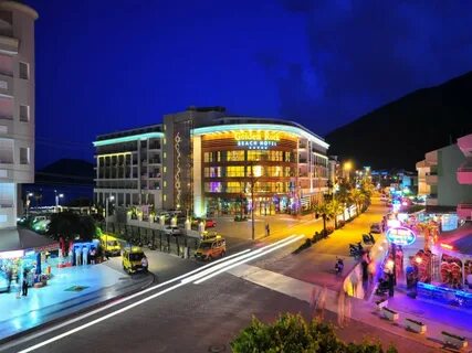 Beach rock hotel