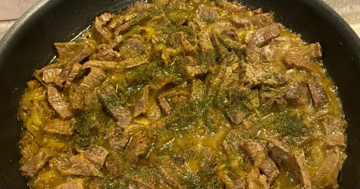 бефстроганов из печени свиной. бефстроганов из говядины со сметаной. беф-строганов бефстроганов. бефстроганов из оленины. бефстроганов.