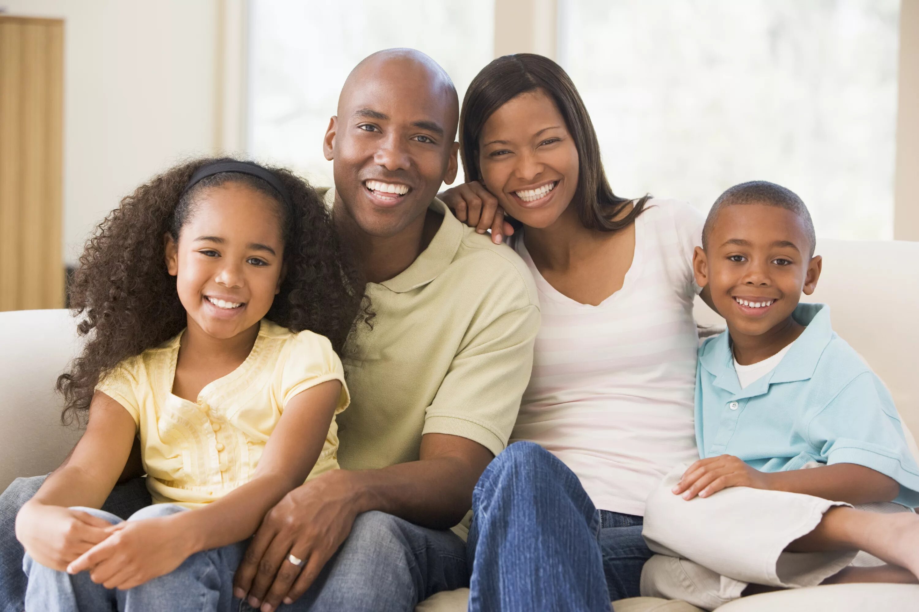 Black Family. Афро семья. Black American Family. Негроидная раса семья.