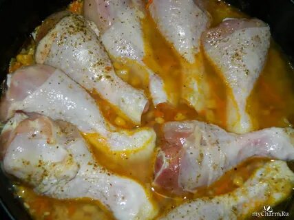 Куриные голени в кастрюле