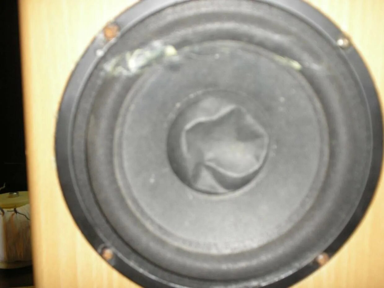 Усилитель 220в для акустики. Ремкомплект колонок автомобильных. Порвал диффузор динамика. 1. Динамик в разборе.