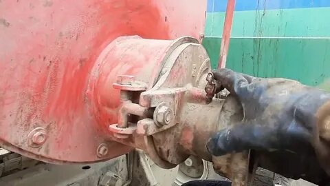 Накачала вакуумом