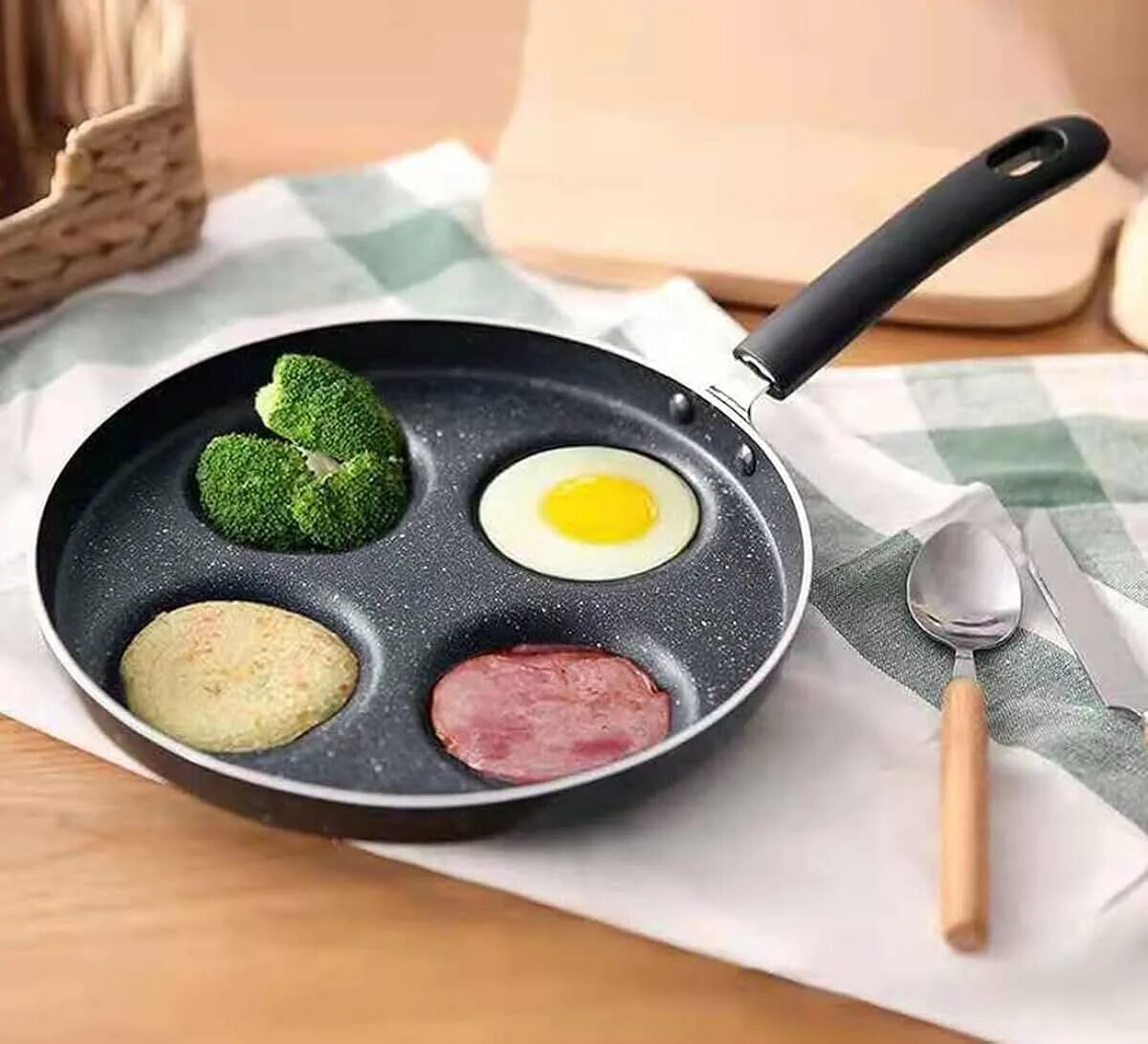 Egg pan