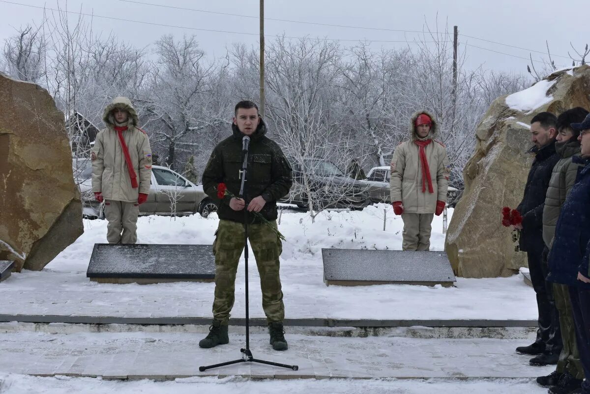 Погода в чернухино. Чернухино. Чернухино Луганская область. Дебальцевской операции. 17 Февраля годовщина Чернухино-Дебальцевской операции.