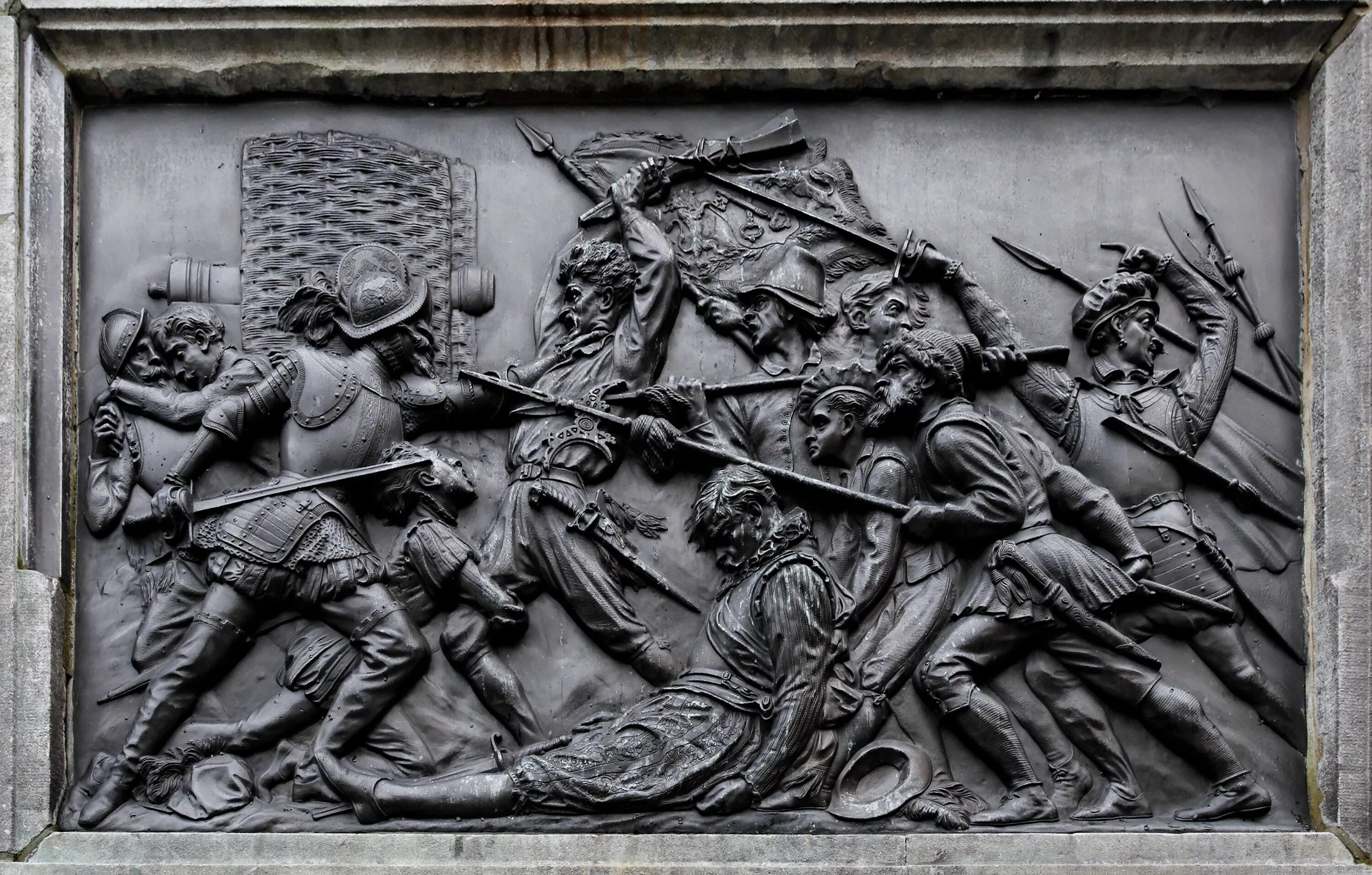 Рельеф барельеф горельеф 3 класс. Станция новокузнецкая метро москва рельефы. Барельеф горельеф контррельеф. Горельеф барельеф контррельеф вид искусства. Мотовилов барельефы на станции новокузнецкая.