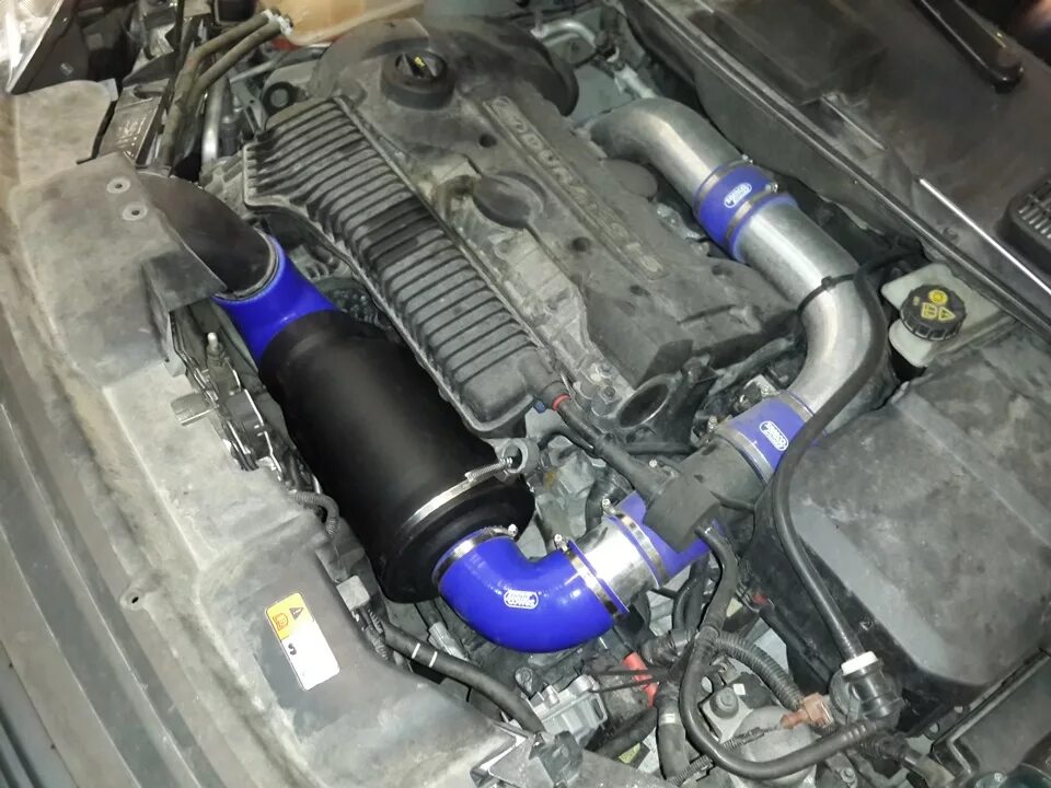 Холодного впуска форд фокус 3. 5 turbo. Холодный впуск форд фокус. Впуск форд мондео. Впуск форд мондео.