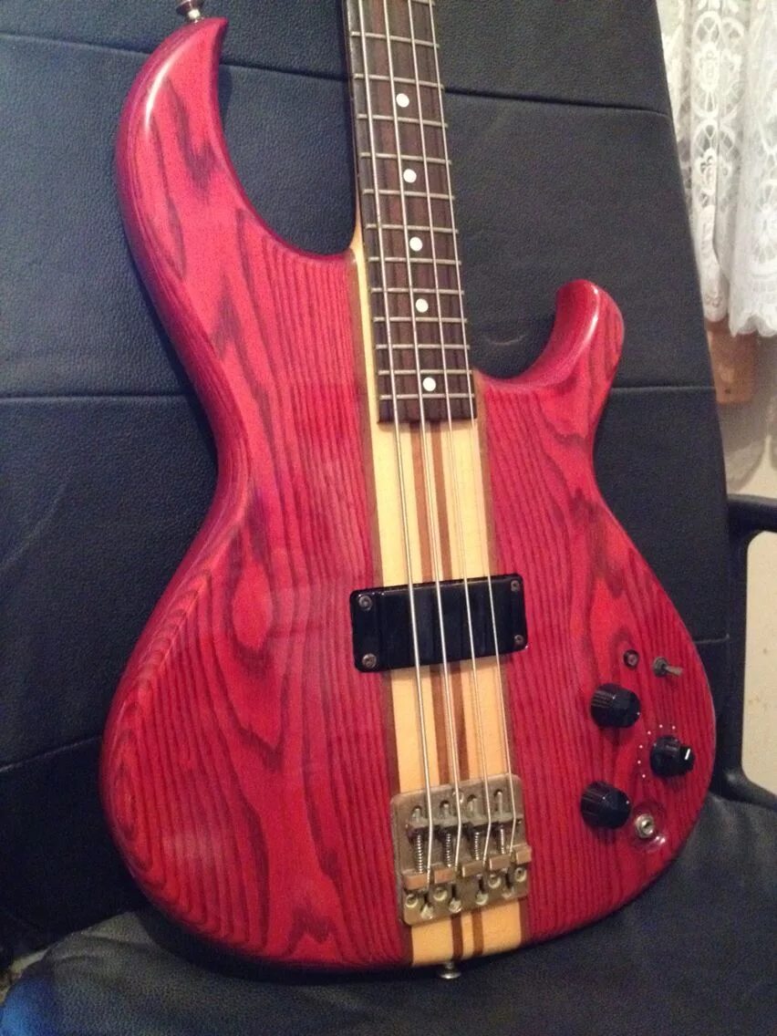 Aria bass. Aria Pro 2 Bass. Aria Pro II SB Elite. Aria Pro II rb700n. Aria Pro 2 Guitar.