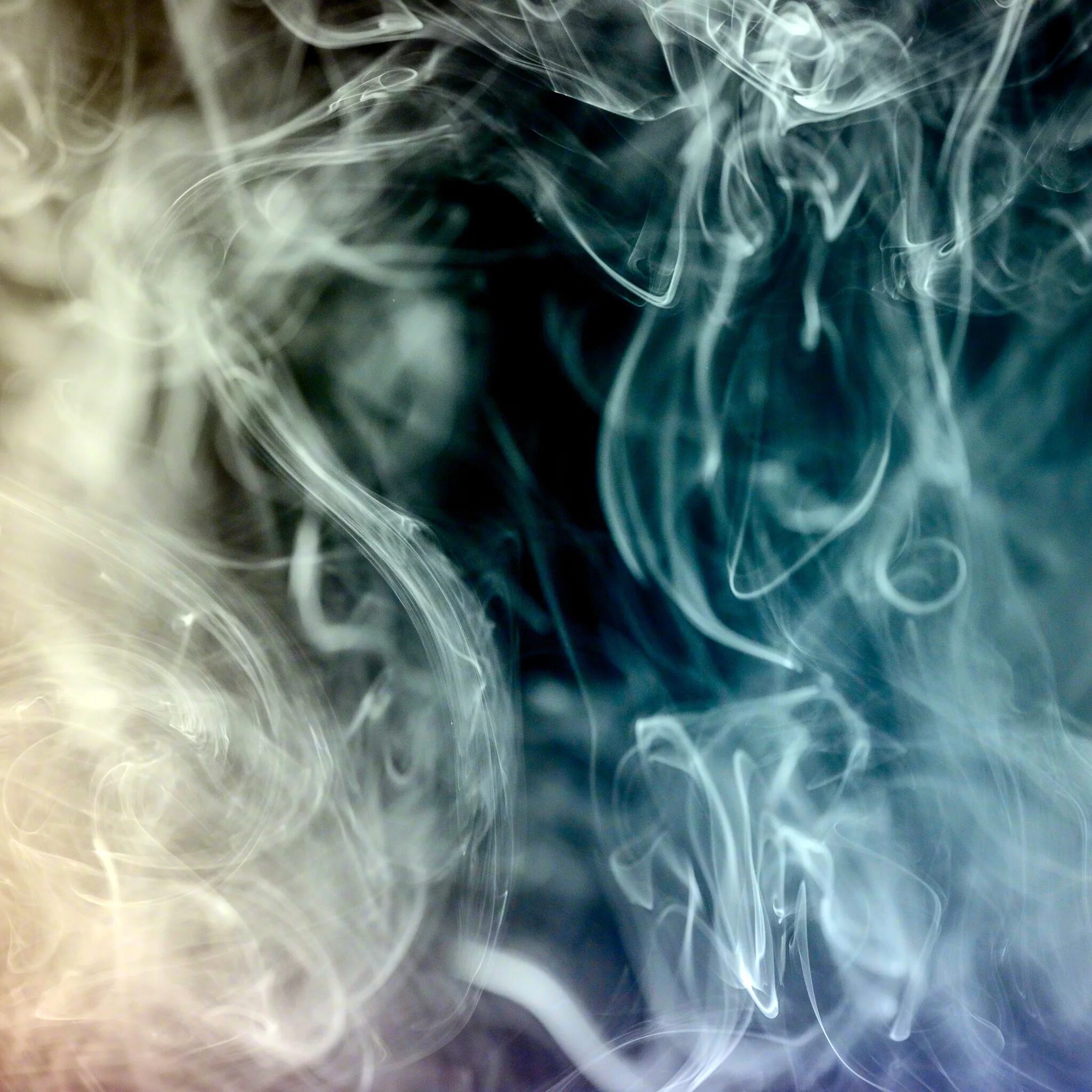 загадочный дым. загадочный дым. загадочный дым. фигуры из дыма. фон дым.