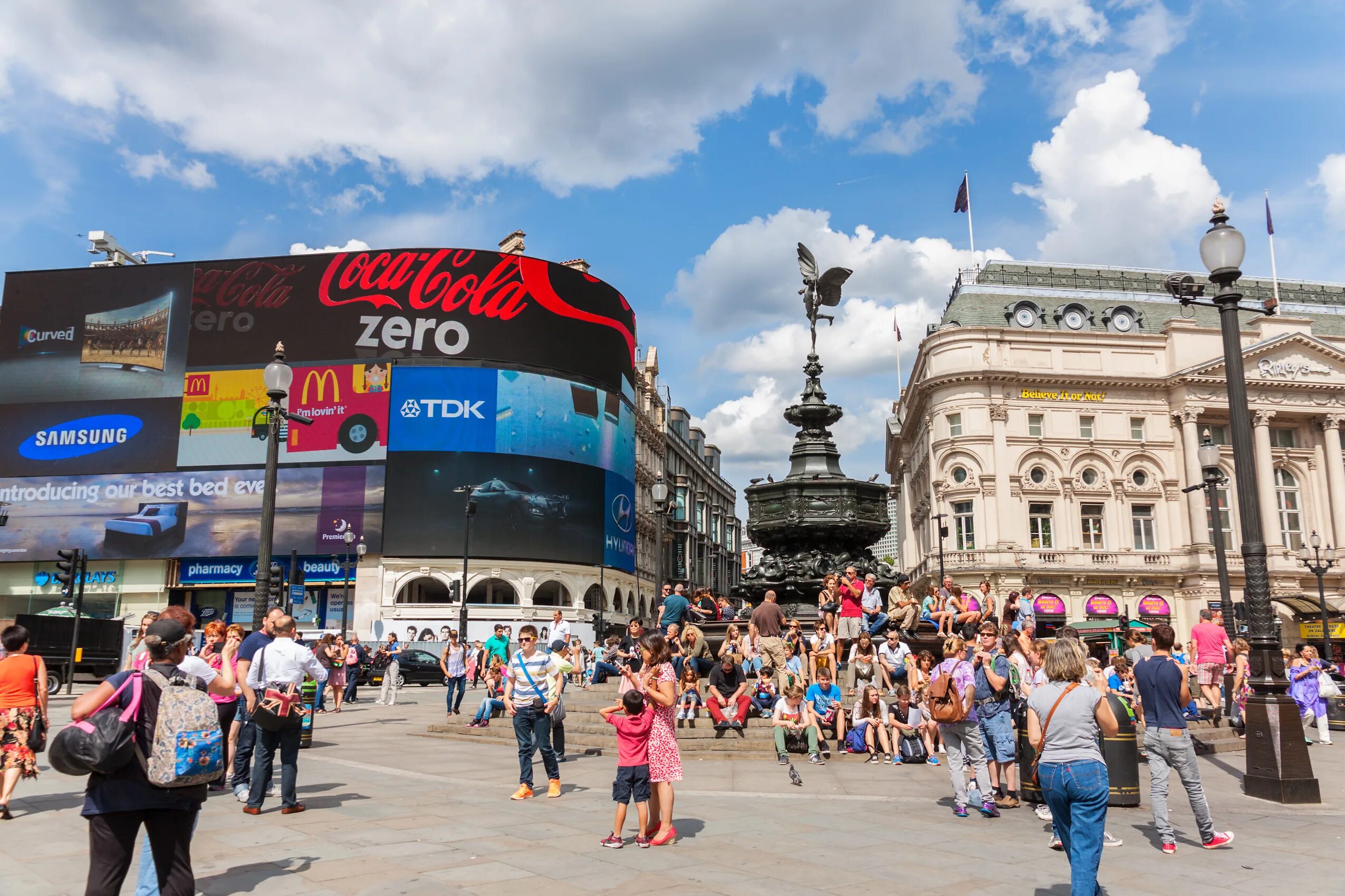 3 how do i london. Площадь пикадилли. площадь пикадилли 4. пикадилли серкус биг-бен. piccadilly circus london.