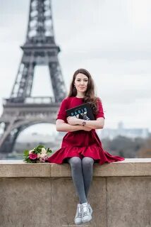 Paris many