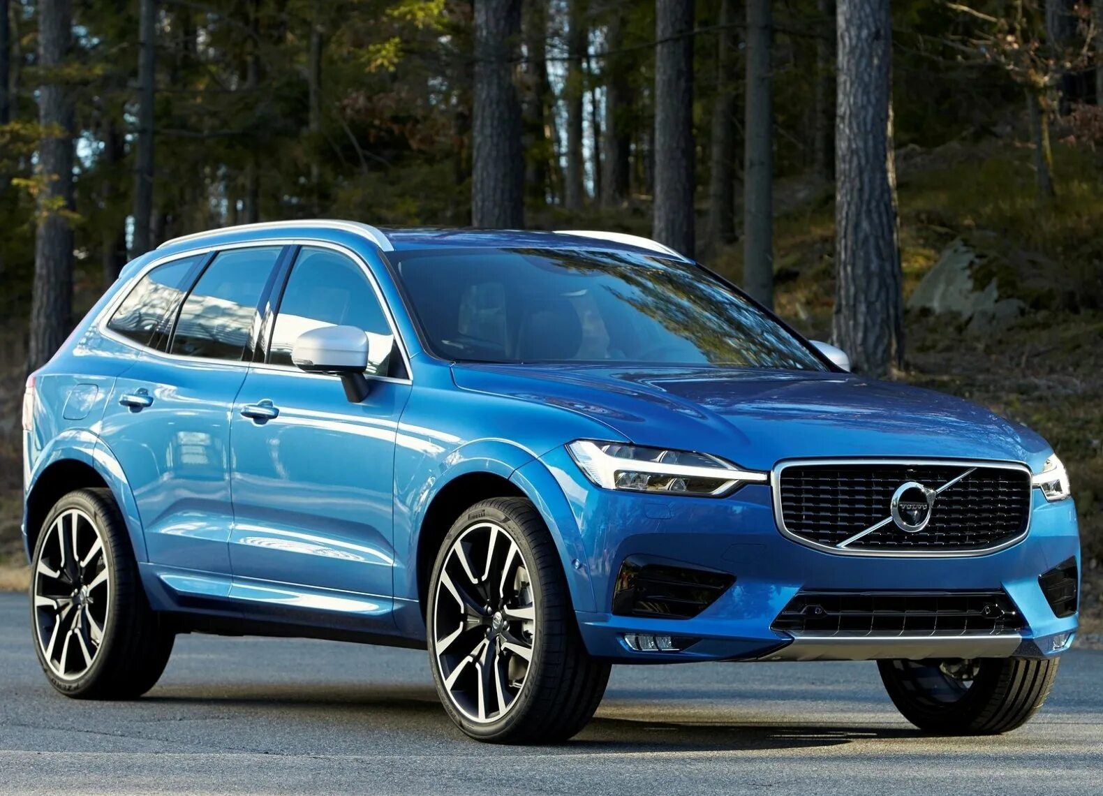 Volvo xc60 поколения. Volvo xc60 2020. XC Volvo xc60. Volvo xc60 2017. Вольво xc60 новая.