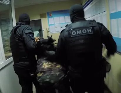 Обыски в руками