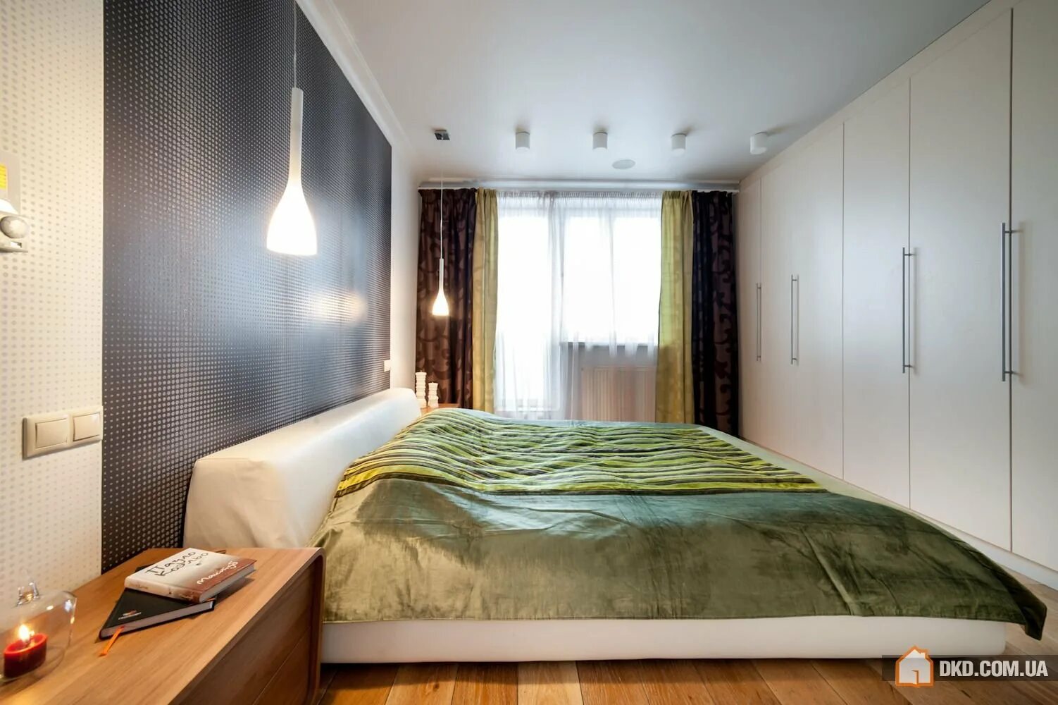 Форум комнате. Детская в хрущевке с кроватью вдоль окна. Необычная планировка комнаты. Современный интерьер комнаты для женщины. Бесто в интерьере гостиной.