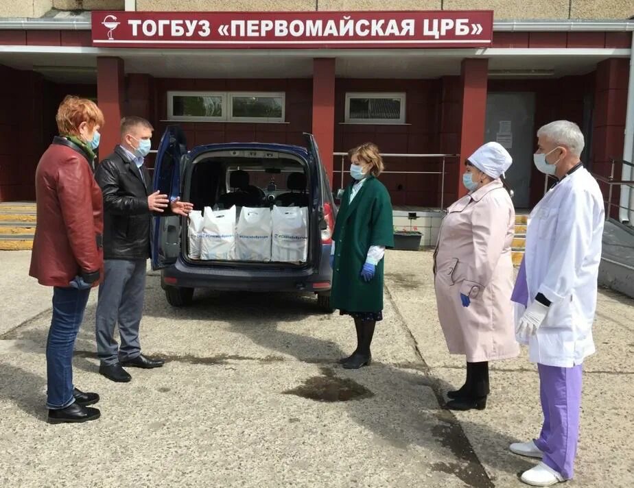 Первомайская црб нижегородская. Первомайская районная больница здание. Первомайская црб крым. Первомайская районная больница здание. Поселок первомайский больница.