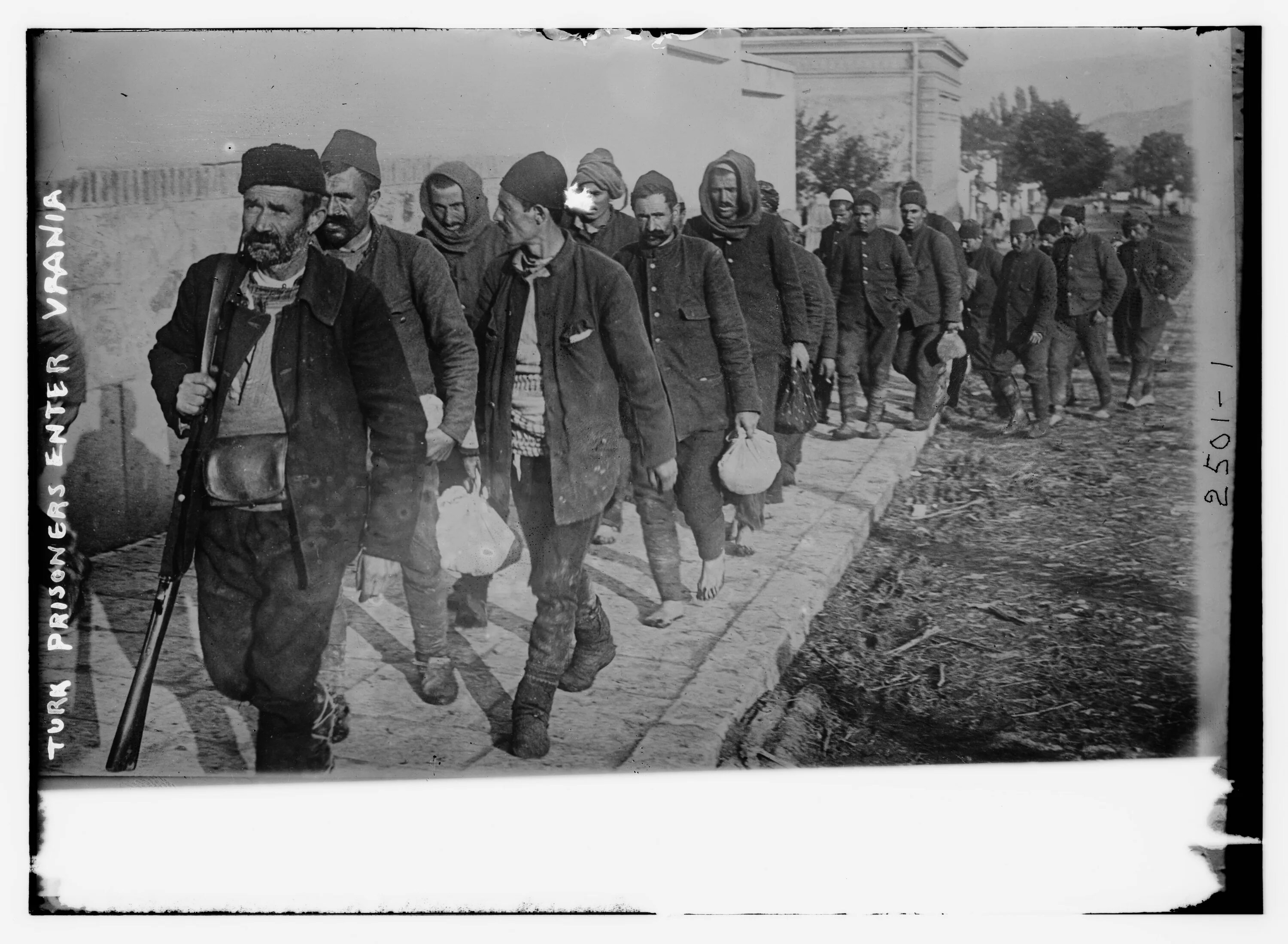 Турция во время первой мировой войны. Пленные туркитпервая мировая. Пленные турки первая мировая.