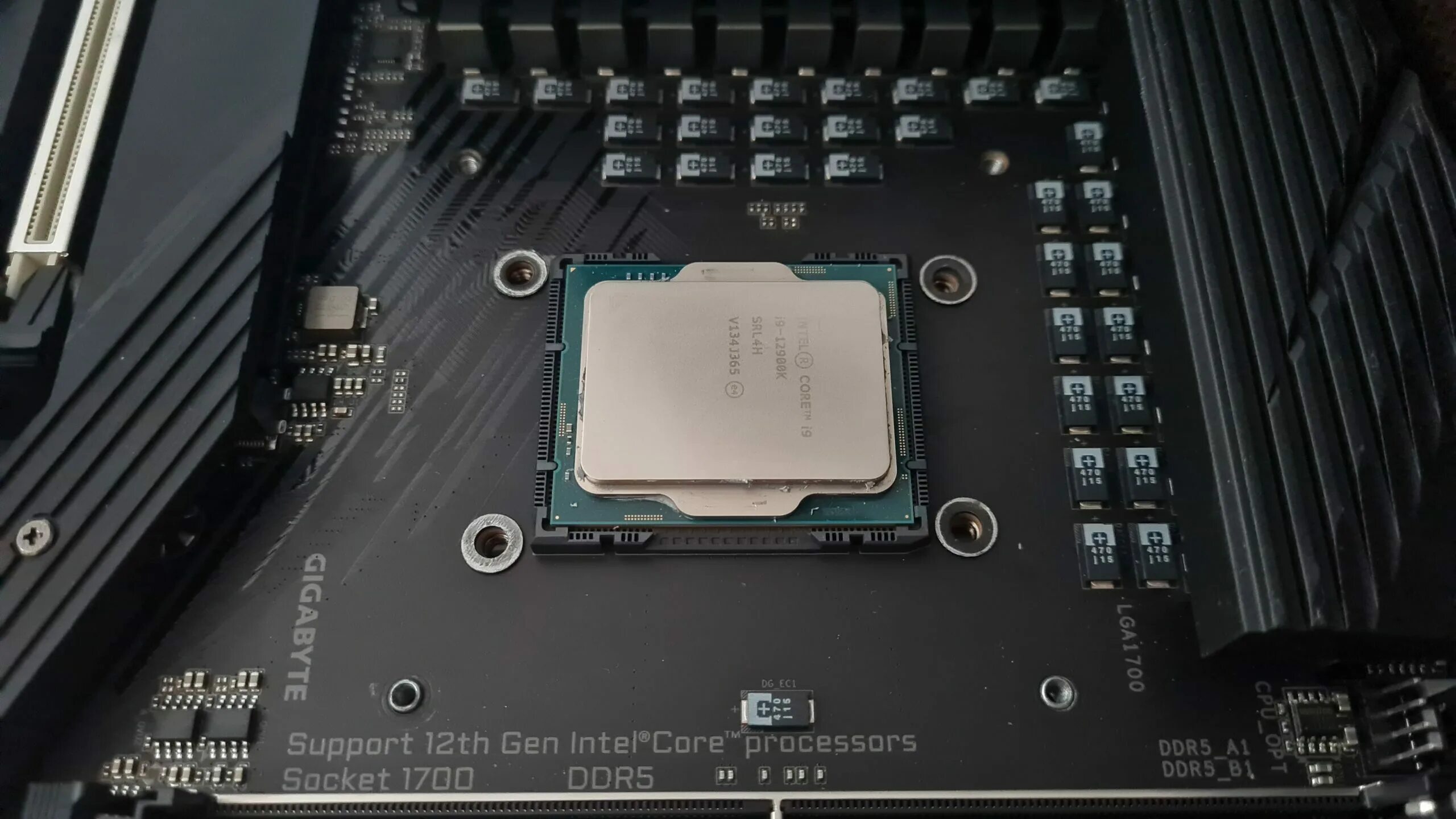 Intel i5 lga 1700. Сокете Intel LGA 1700.. Интел лга 1700. Intel Alder Lake LGA 1700. Гнездо процессора LGA 1700.