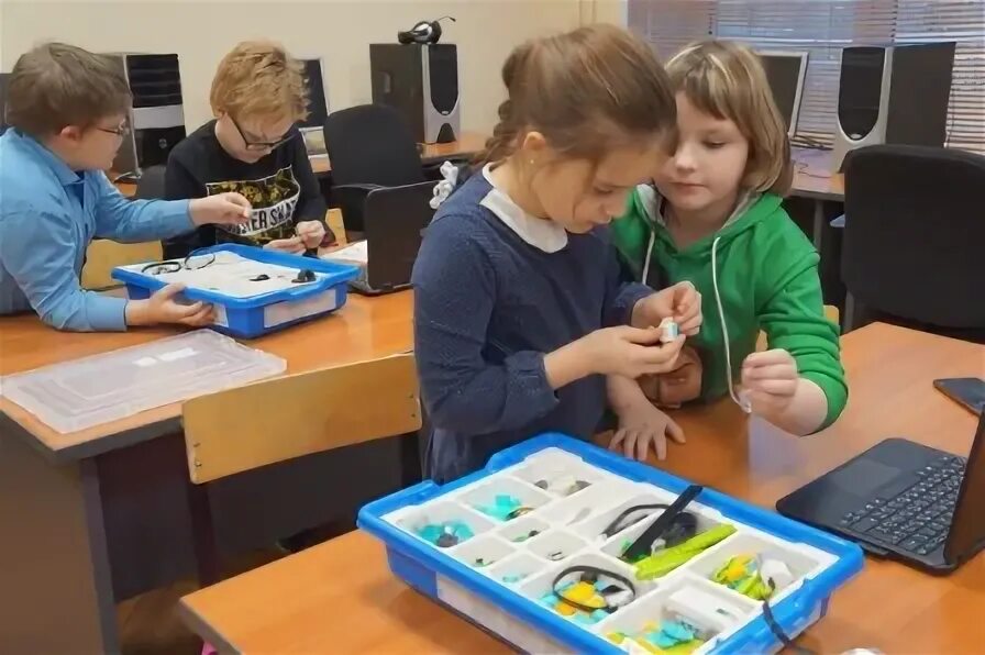 деловые линии работа апатиты. транспортная компания деловые линии лого. деловые линии логотип. тк деловые линии значок. козлова 9 апатиты.