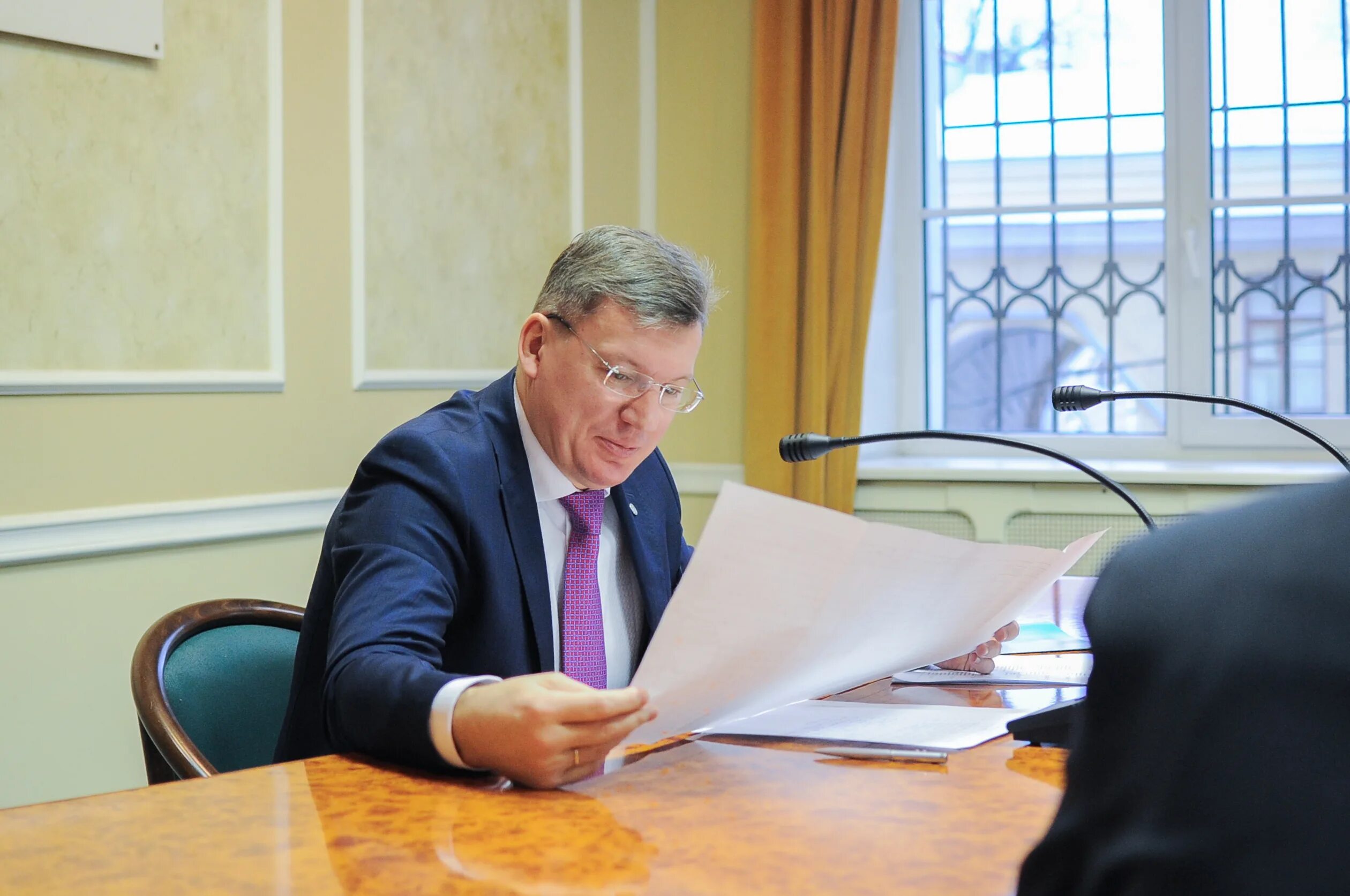 ректор омгупс. буровцев ректор. ректор путей сообщения университет. ректор путей сообщения университет. панычев александр юрьевич жена.