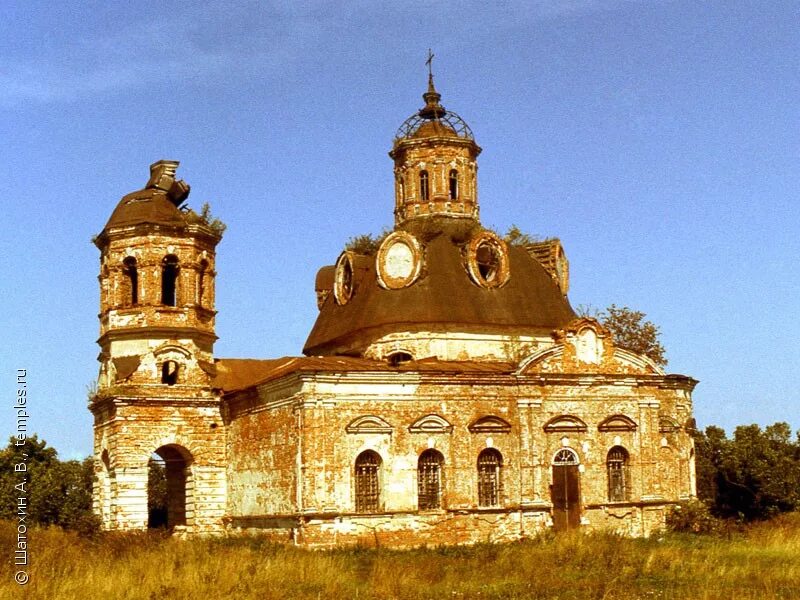 Вознесенье тарусский. Село роща Тарусский район храм. Храм в роще Тарусский район. Храм в Истомино Тарусский район. Село Вознесенье Тарусского района Калужской области.