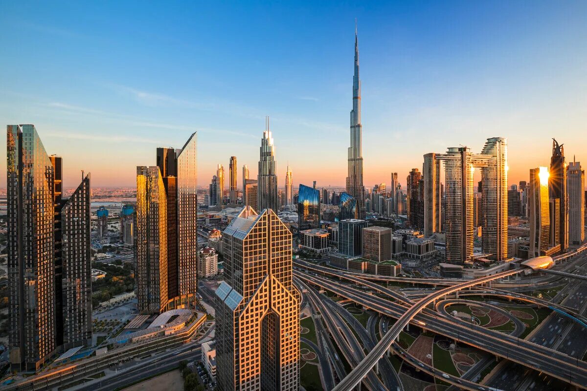 Luxury city. Сити Скайлайн Дубай. Душанбе второй Дубай. Burj khalifa Dubai. Дубай город будущего.