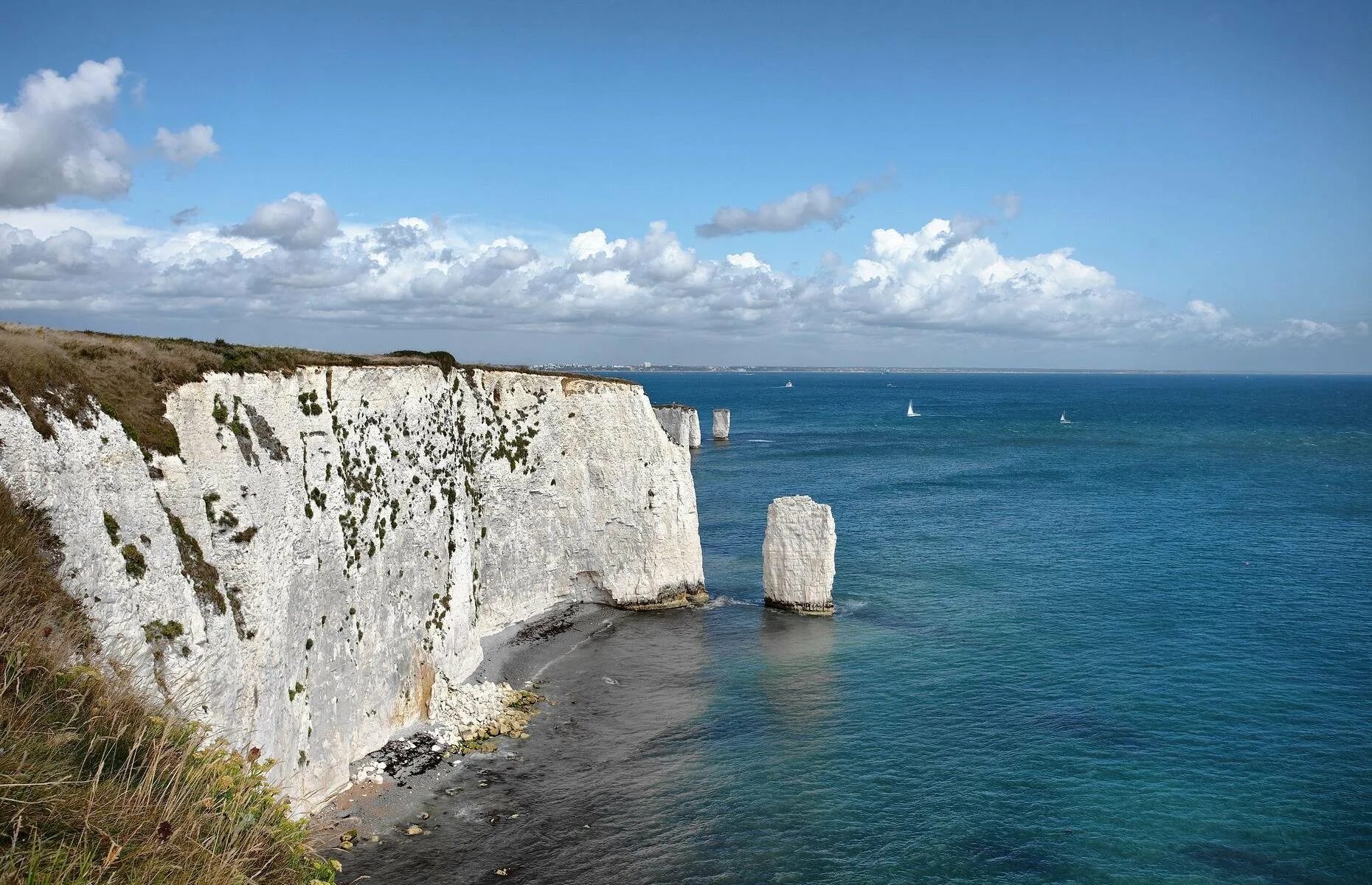 Скалы Дувра в Англии. Белые скалы Дувра в Англии. Дувр White Cliffs. Белые клифы Дувра Кент Англия. Белая британия