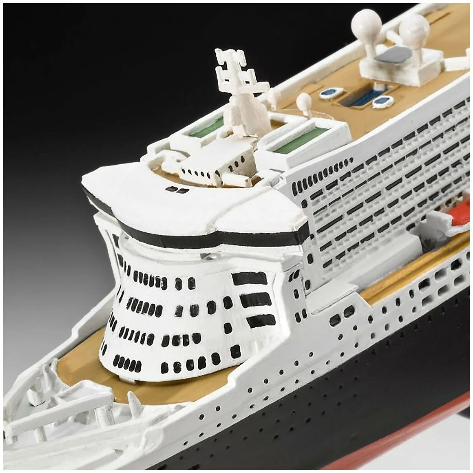 1. 05808 лайнер queen mary 2 (1:1200) revell. 2. Queen mary 2 модель revell. 1 1200.