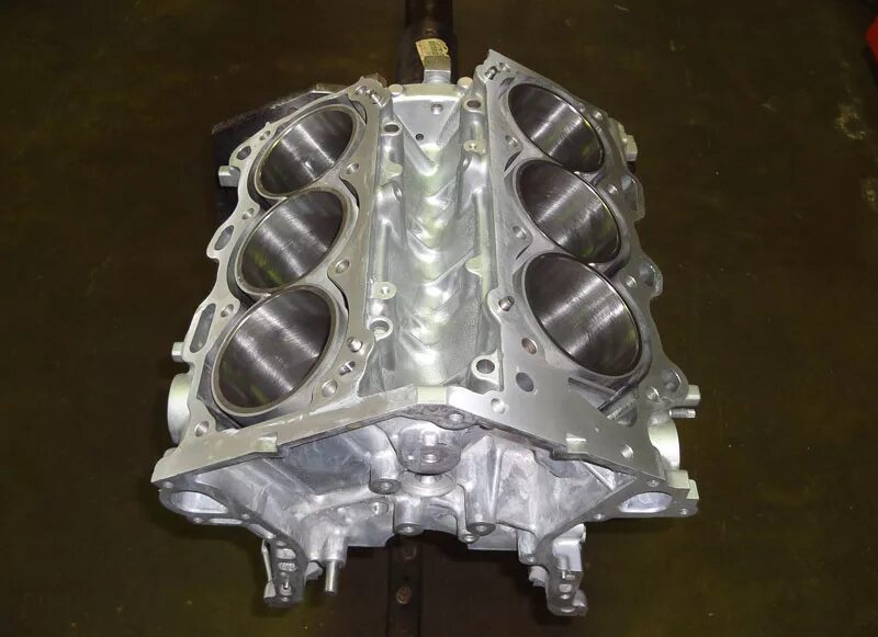 Блок двигателя 2gr. Блок двигателя лексус. Шорт блок 2gr fe. 1mz-fe блок цилиндров. Блок двигателя lexus rx 2jz.