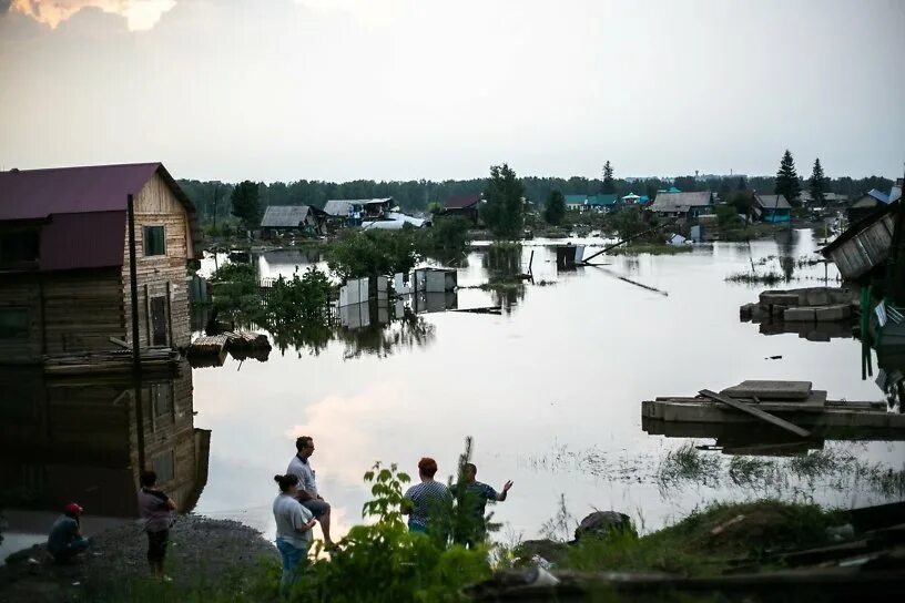 Дом попал в зону подтопления. Наводнение в Тулуне 2019. Переезд из зоны затопления. Начало затопления Тулуна.
