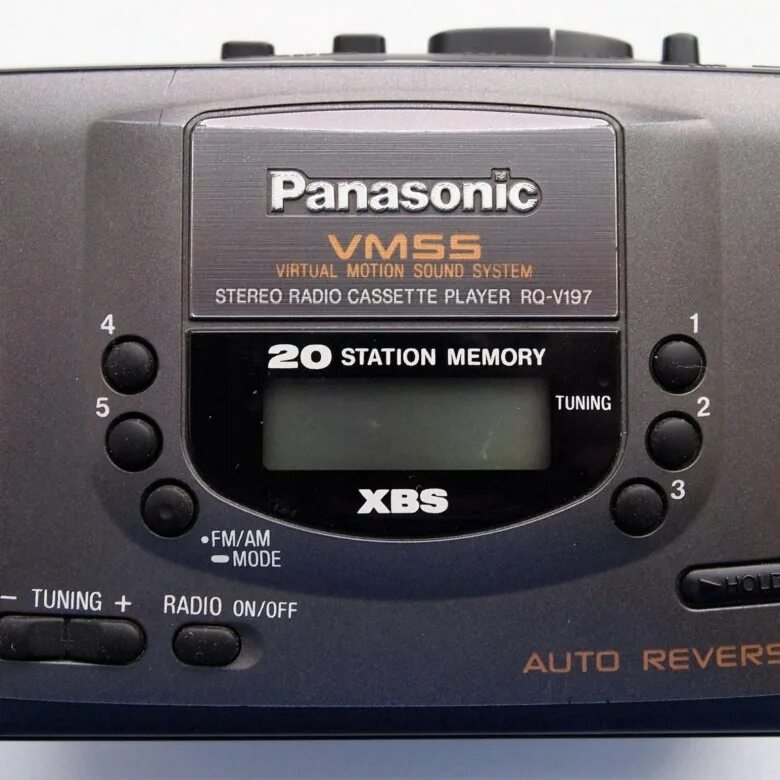 Кассетный плеер панасоник. Panasonic rq-v197. panasonic cassette player. panasonic rq v207. линейка аудиоплееров панасоник.