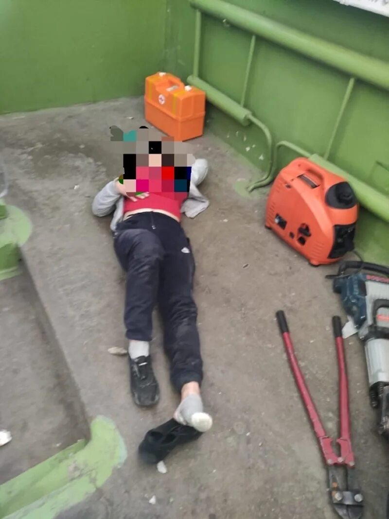 Спасатели спасли девочку